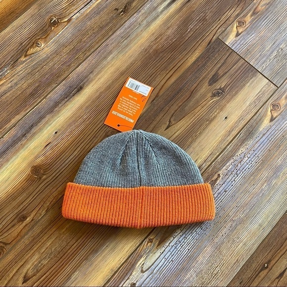 Nobis Beanie - Picture 2 of 10